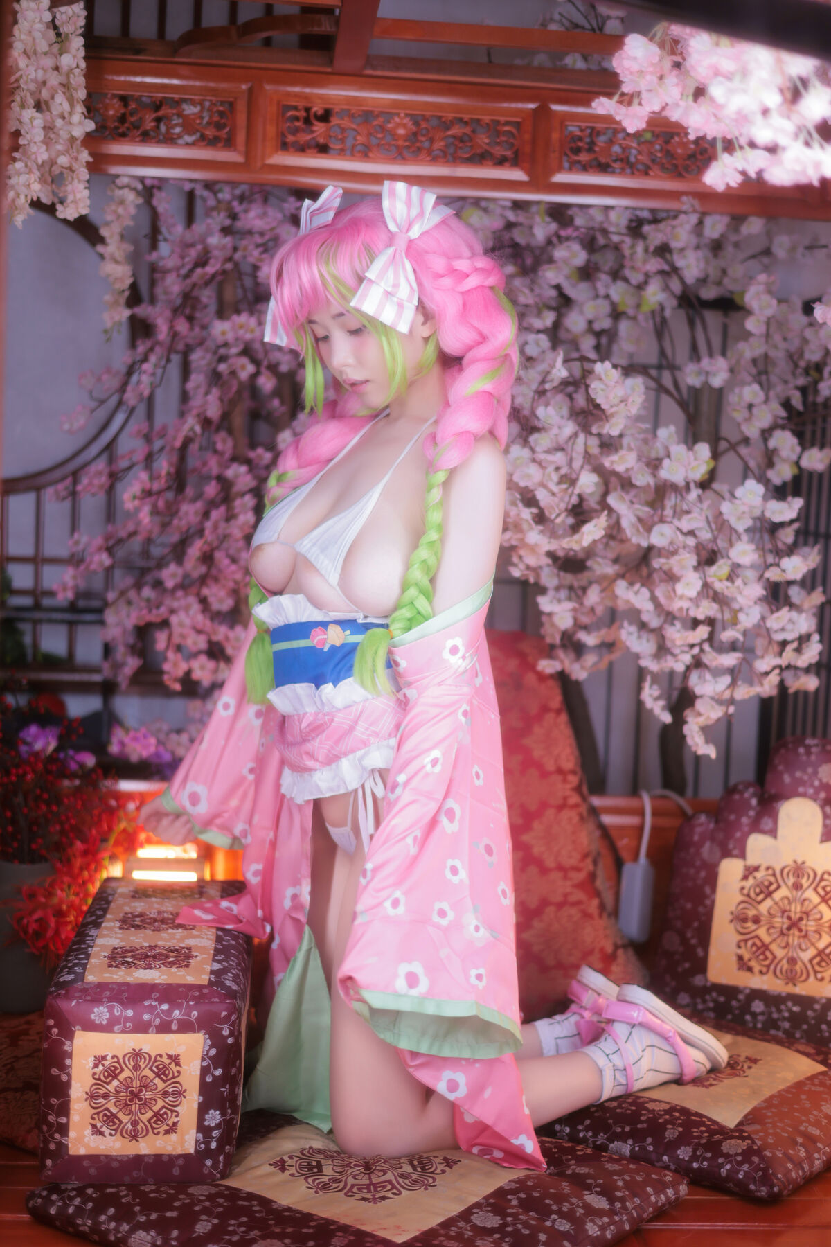 Yeon Woo 연우 - MITSURI Part03