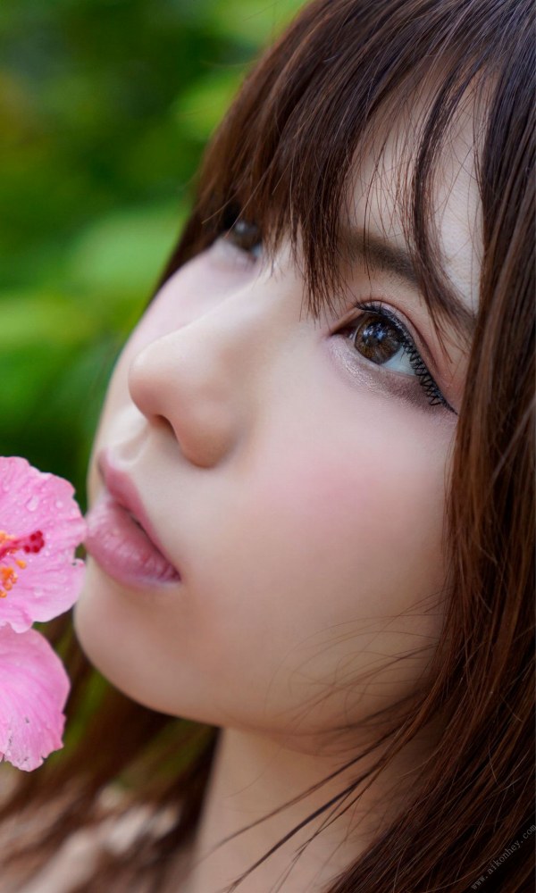 えなこ めっちゃかわいい水着グラビア画像！