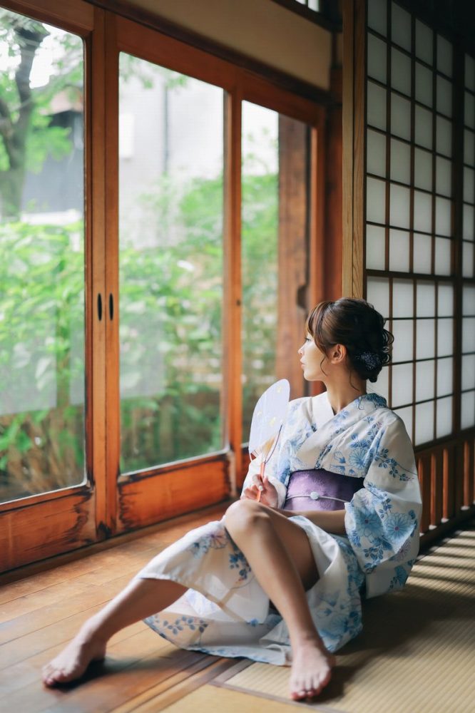 いくみ 際どいヌード＆ランジェリー画像ほか！