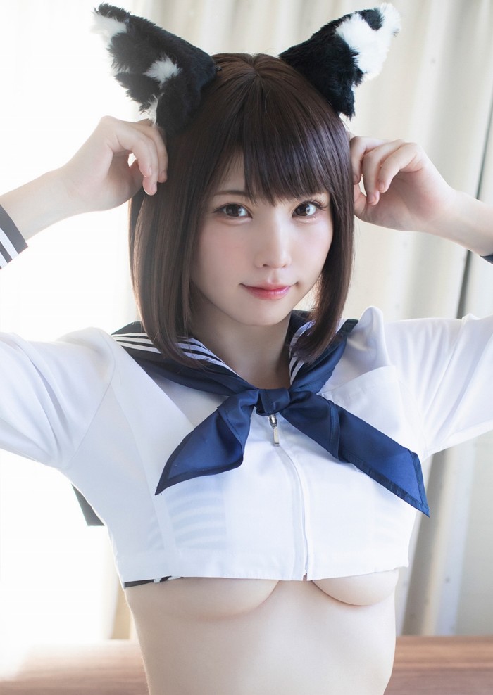 えなこ 過去のグラビア画像