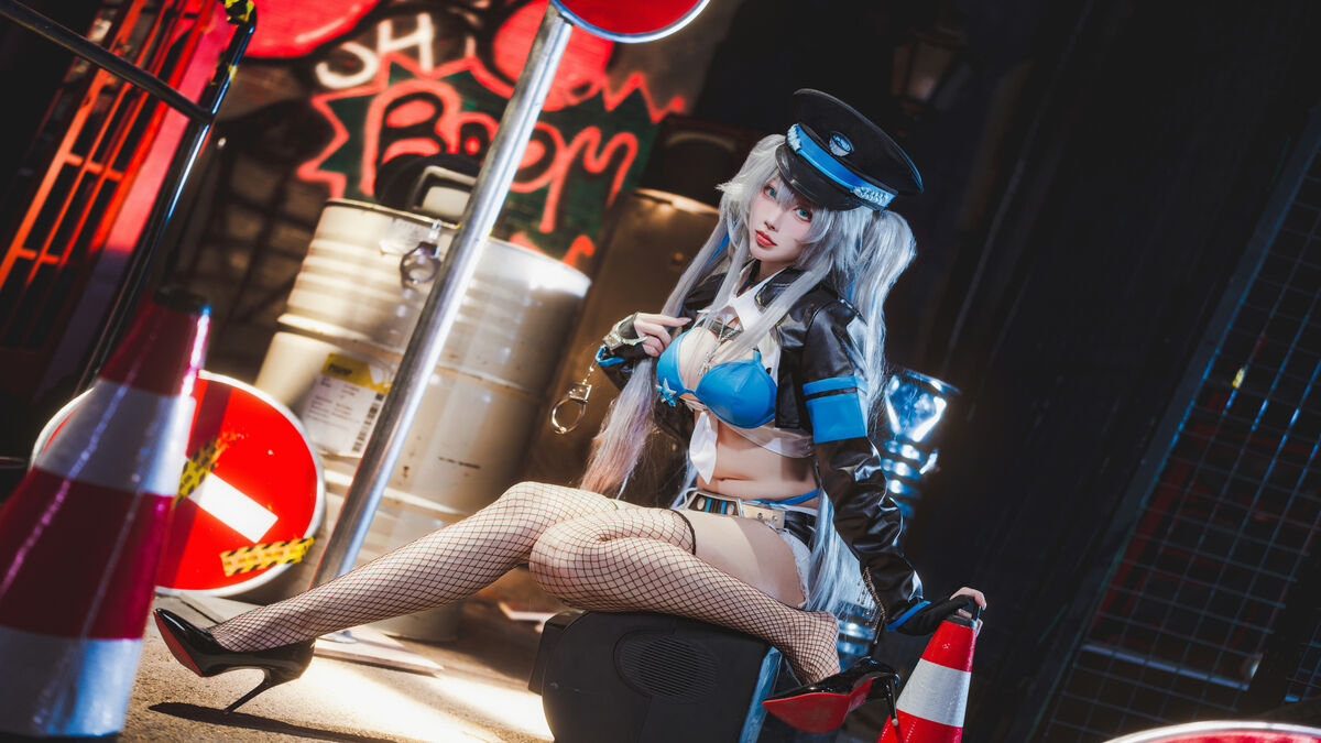 Coser@宮本桜 - 交错战线 刃齿女警