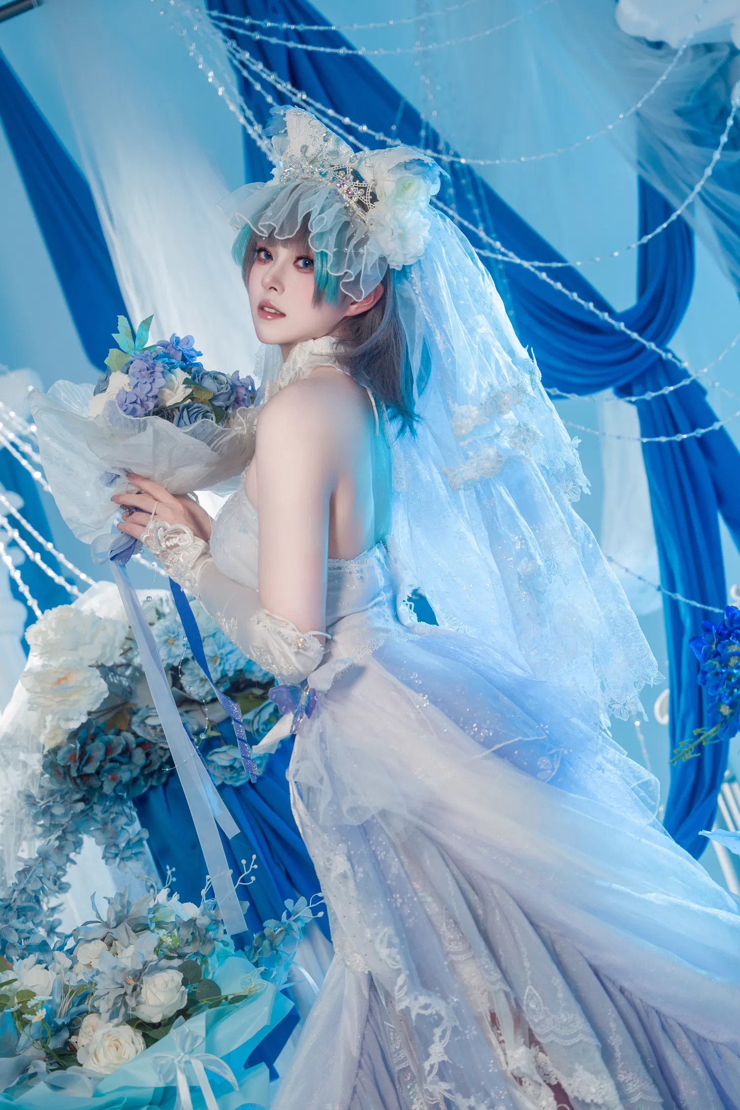 [Cosplay] Natsuko夏夏子 碧蓝航线 柴郡婚纱