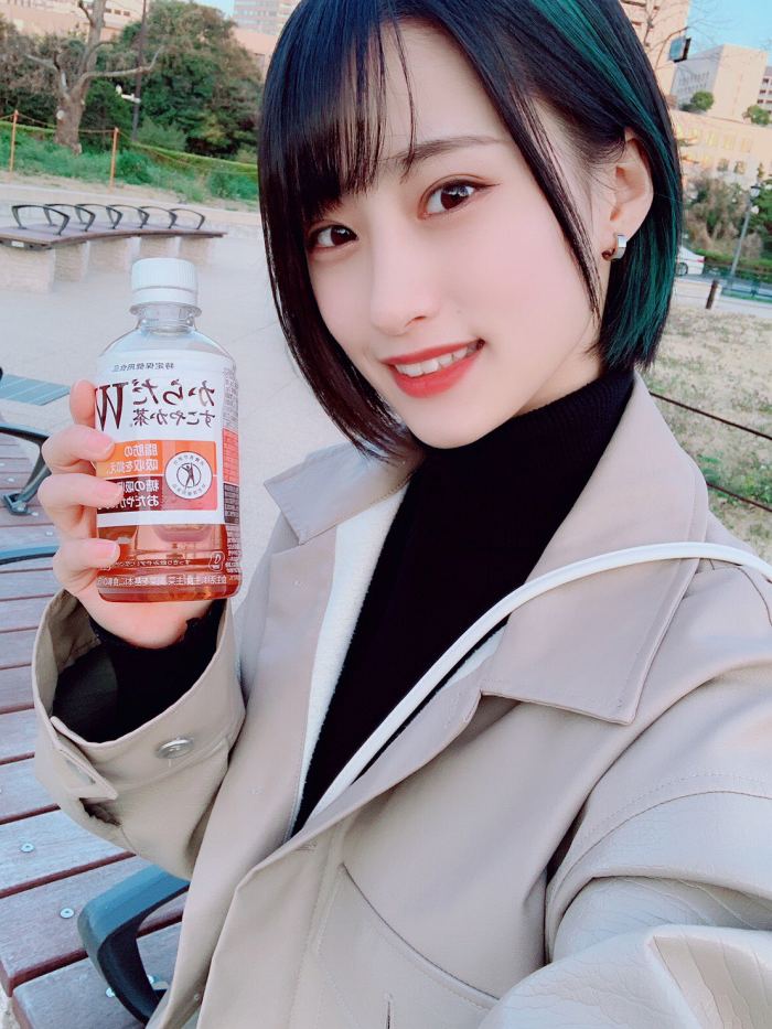 澄田綾乃 はみ出るFカップの水着グラビア画像！