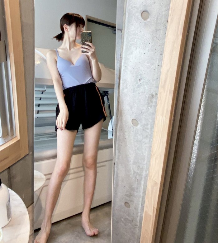 いけちゃん 細身でEカップの水着グラビア画像！