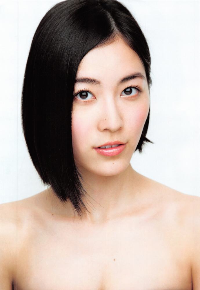 松井珠理奈 水着＆セミヌードグラビア画像！