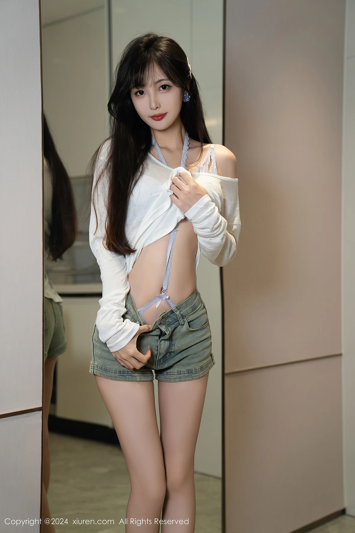 XiuRen秀人网 No.9215 LinXingLan林星阑