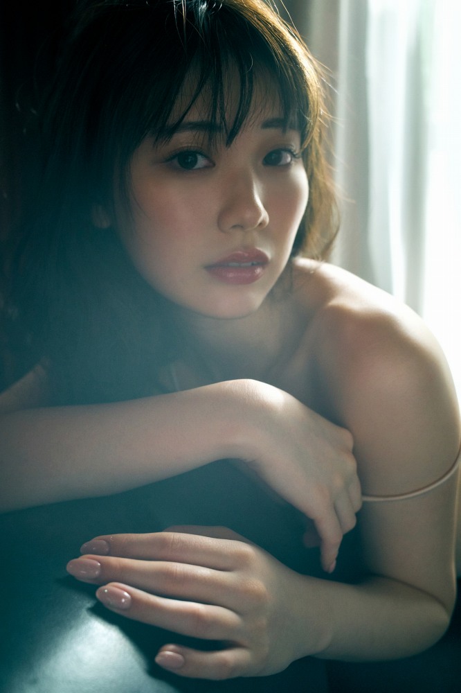 石川澪 Cカップおっぱいの激かわヌード画像！