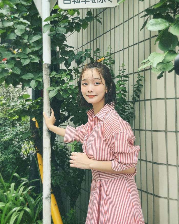 青戸しの Fカップボインな水着グラビア画像！