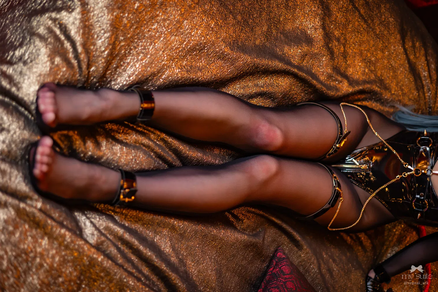 [Cosplay] Atsuki (あつき) - 碧蓝航线 莫加多尔＆雷根斯堡