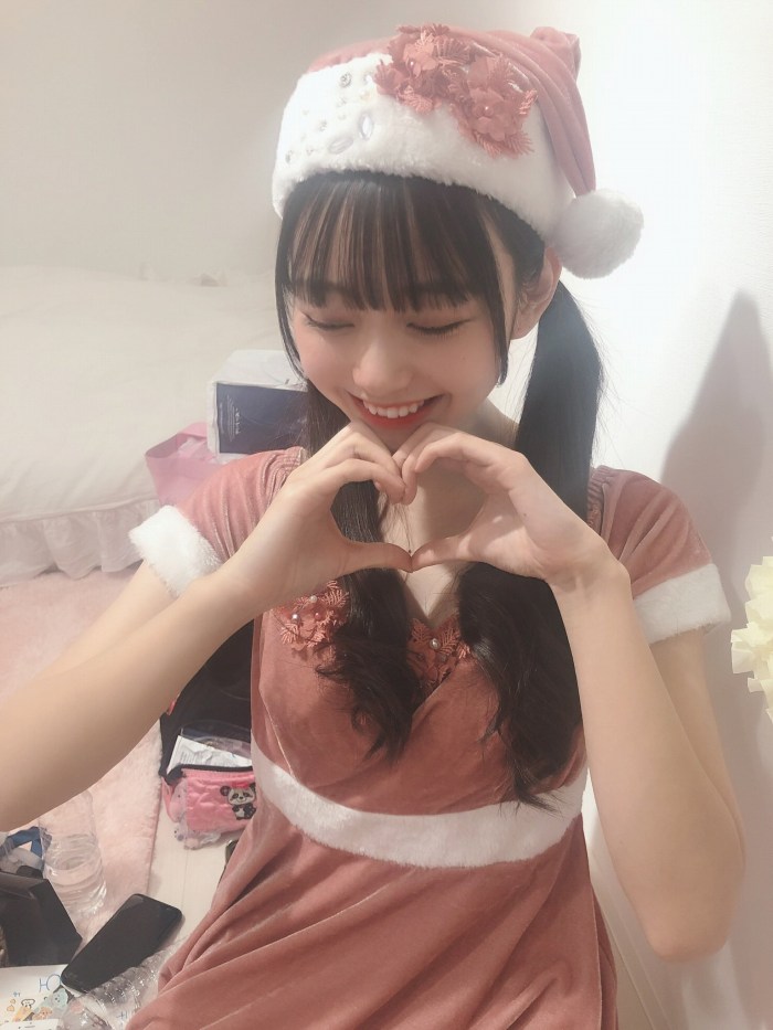 鈴木優香 ちょっと脱ぎすぎ水着グラビア画像！