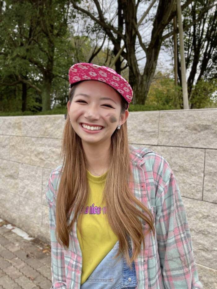 うらら 小顔美女の下着＆水着グラビア画像！