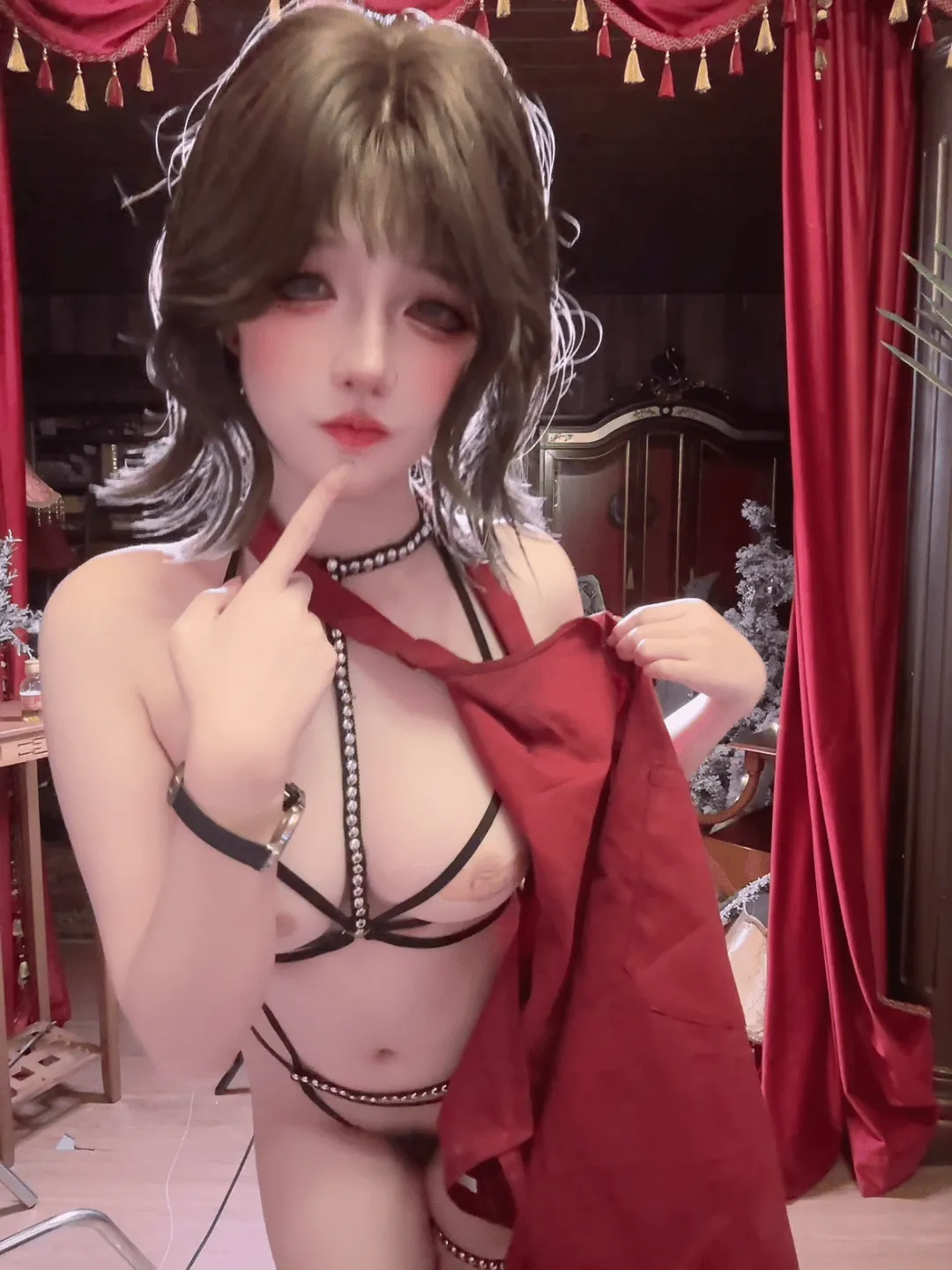 [Cosplay] 阿薰kaOri 围裙下的秘密