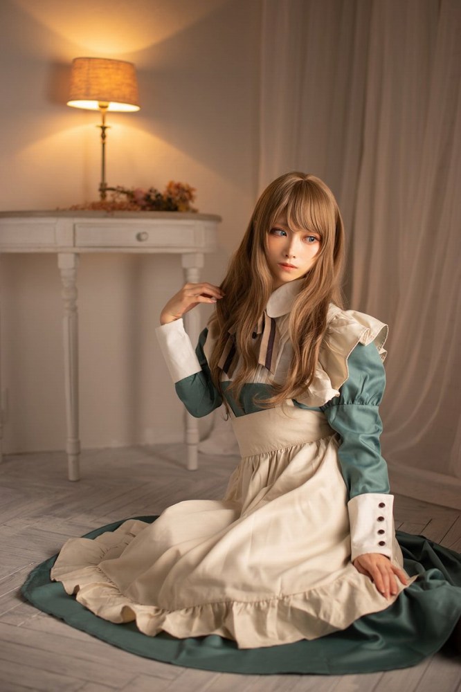 えい梨 美しいコスプレ＆水着グラビア画像！