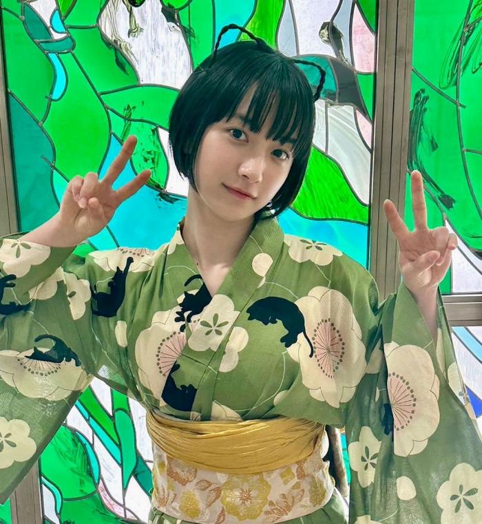 藤﨑ゆみあ 鬼かわすぎる着衣グラビア画像！