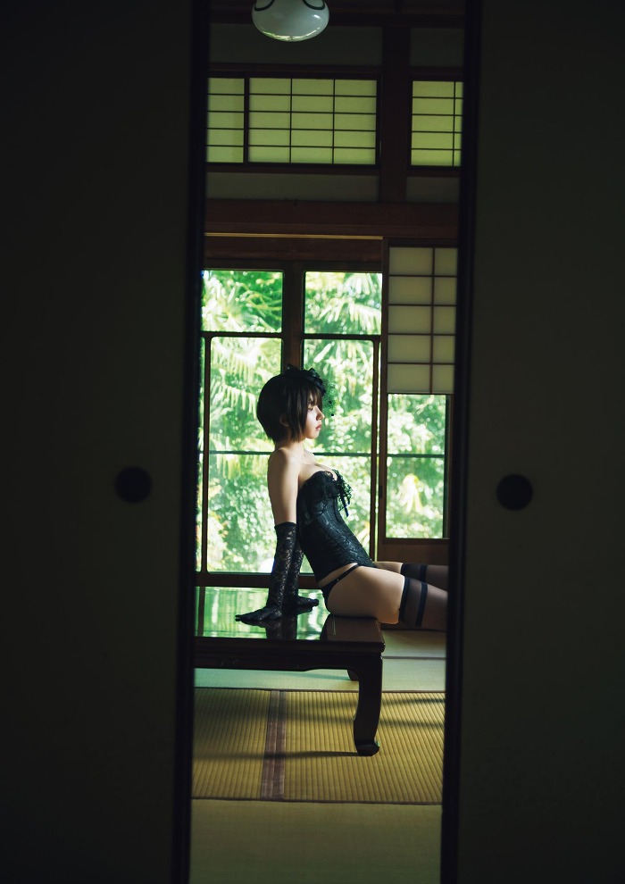 えなこ 過去のグラビア画像