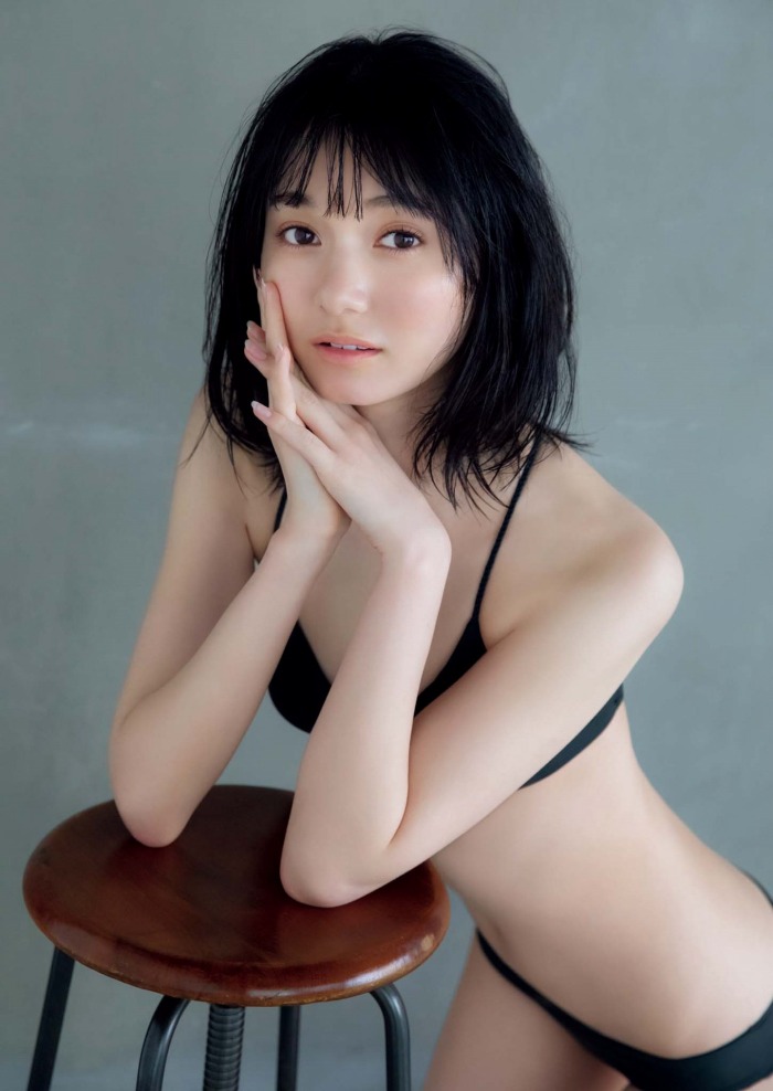 熊澤風花 キュートな水着グラビア画像ほか