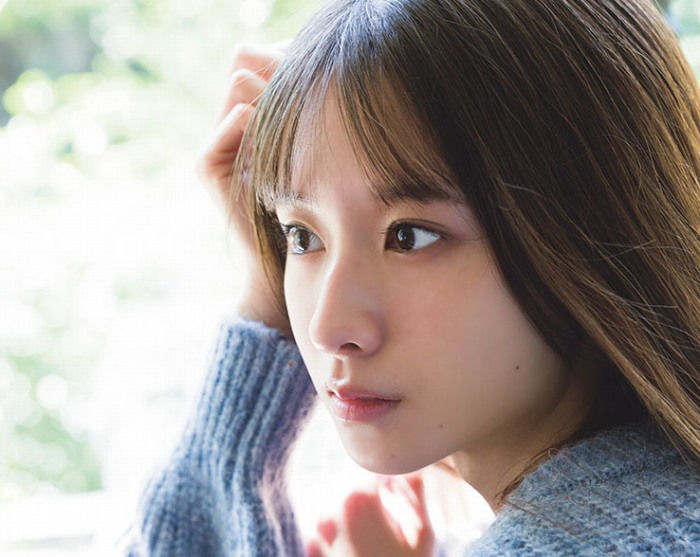 菅原咲月 すべすべ美脚の激かわグラビア画像！