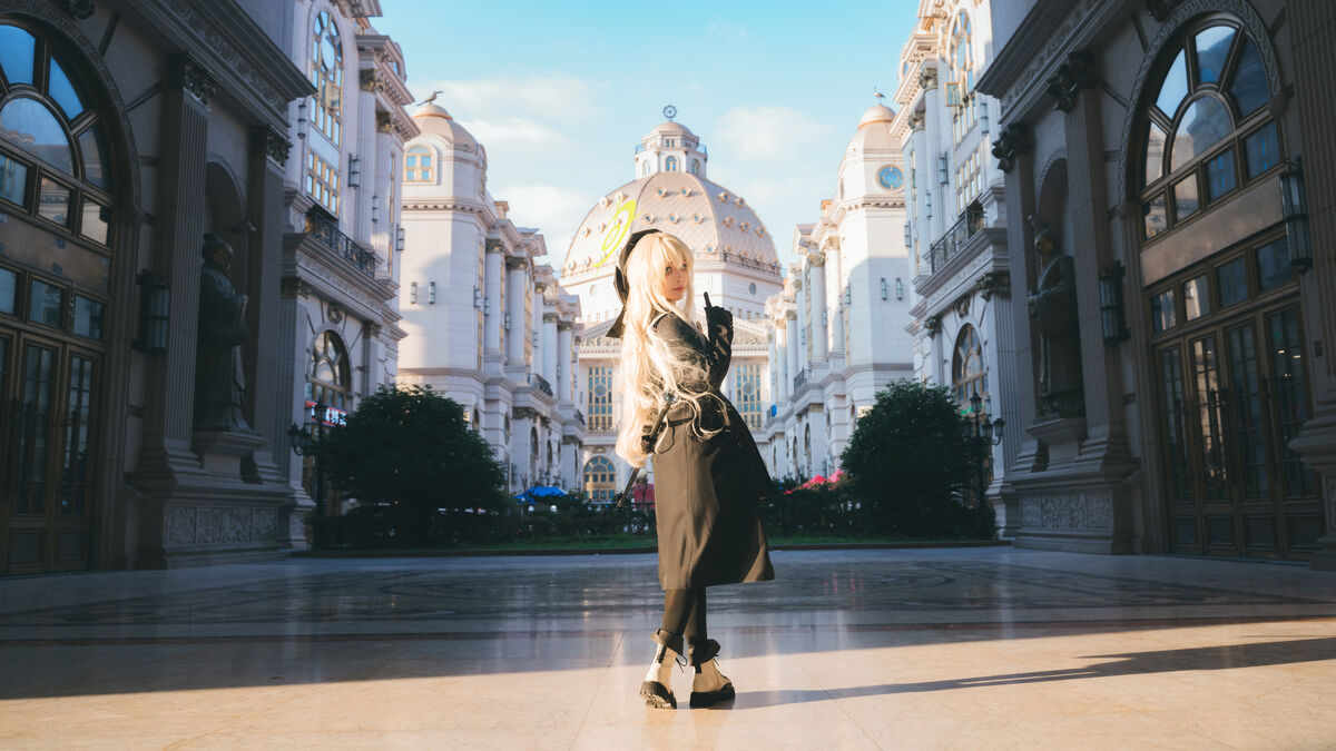 Coser@矢量鱼 - 笑面教授