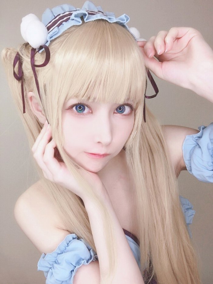 えい梨 美しいコスプレ＆水着グラビア画像！