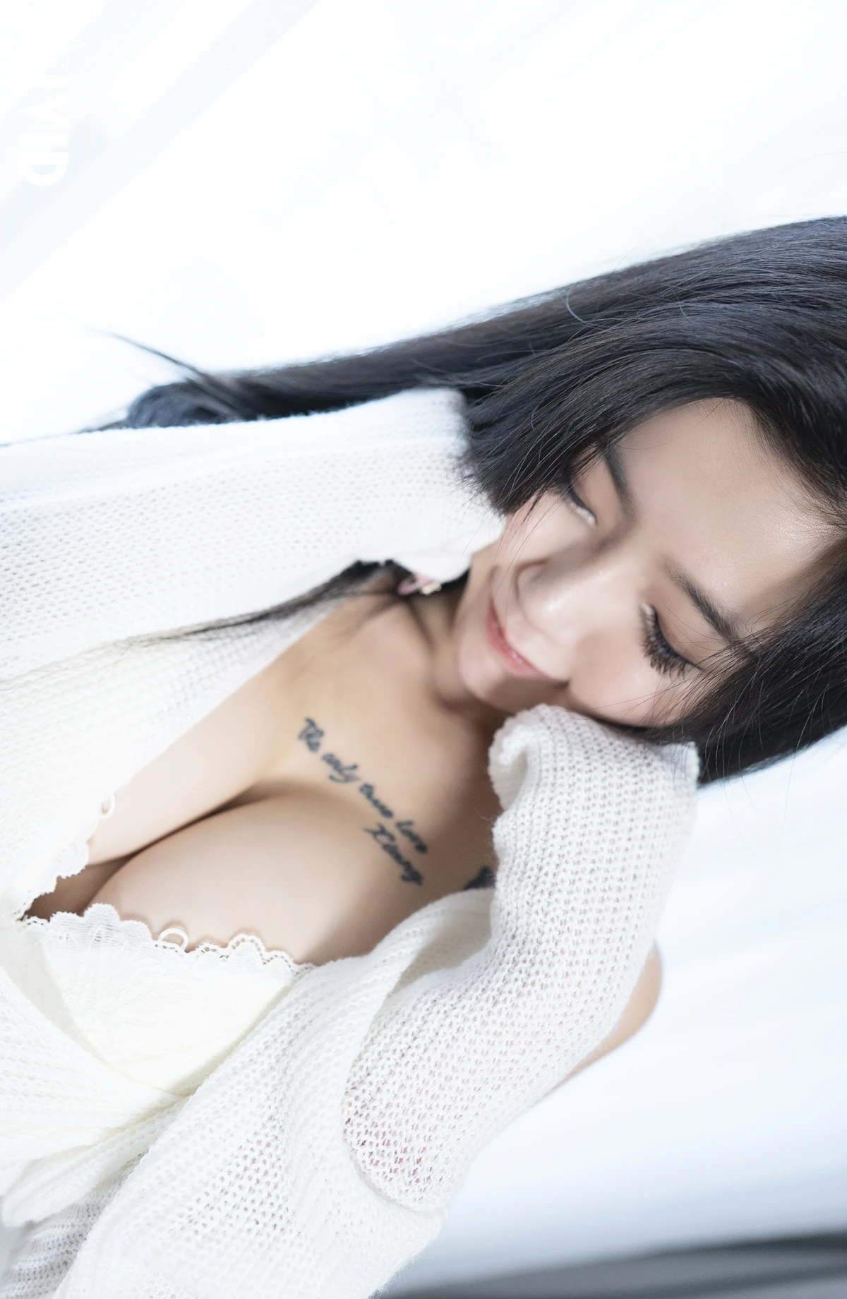 JVID 奈奈Nalnal – 「全裸上空」哥哥 用力もっと、もっと@@小隻馬趴好等著你來用力 Set.02