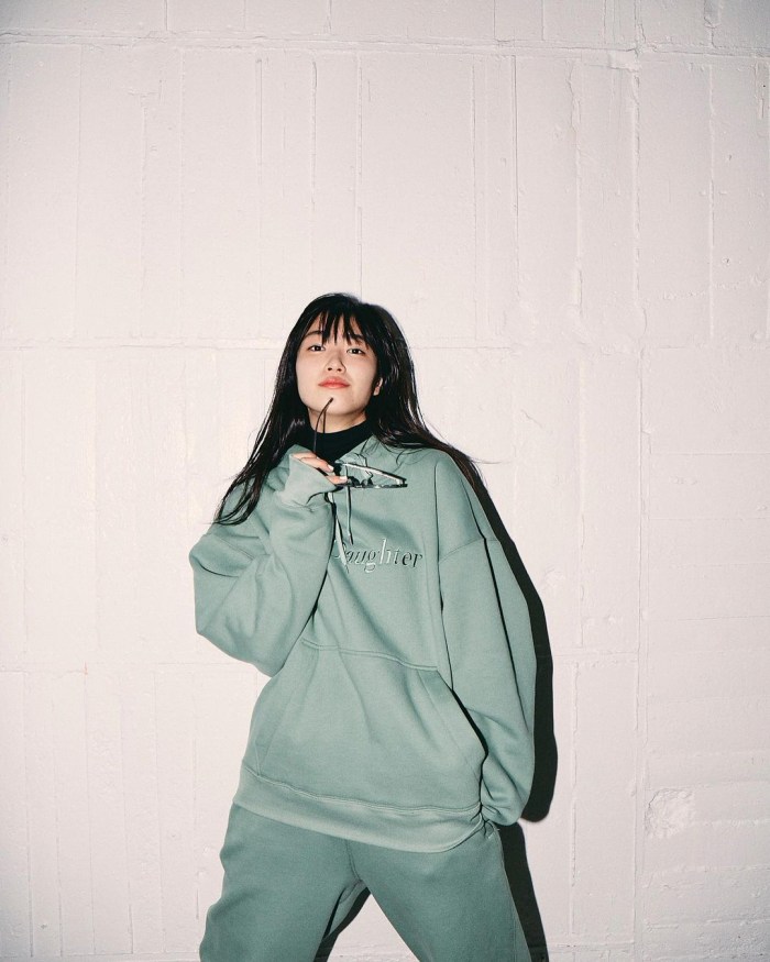 瑚々 スタイル抜群すぎる水着グラビア画像！