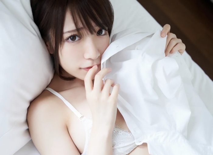 清水あいり Hカップヌード＆水着グラビア画像！