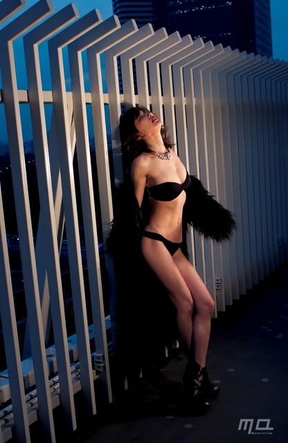 熊田曜子 グラマラスな水着グラビア画像他！