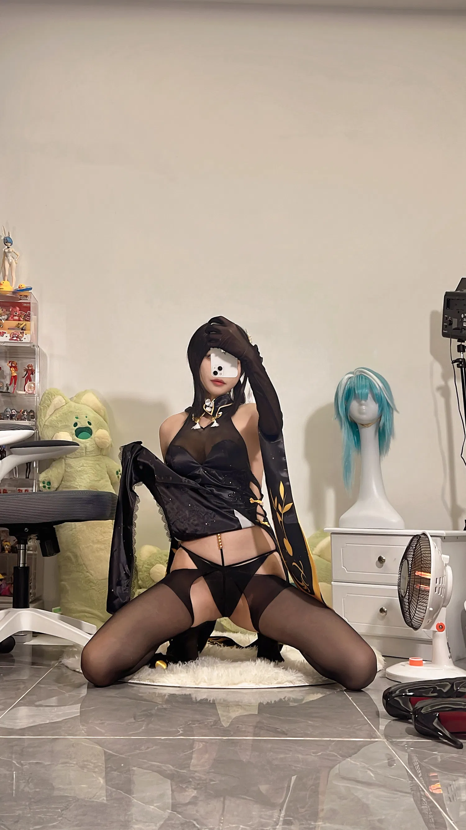 [Cosplay] 无影喵喵Ghost - 镇海黑旗袍