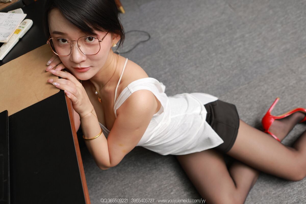 IESS异思趣向 SXJ No.2176 Qiu Qiu