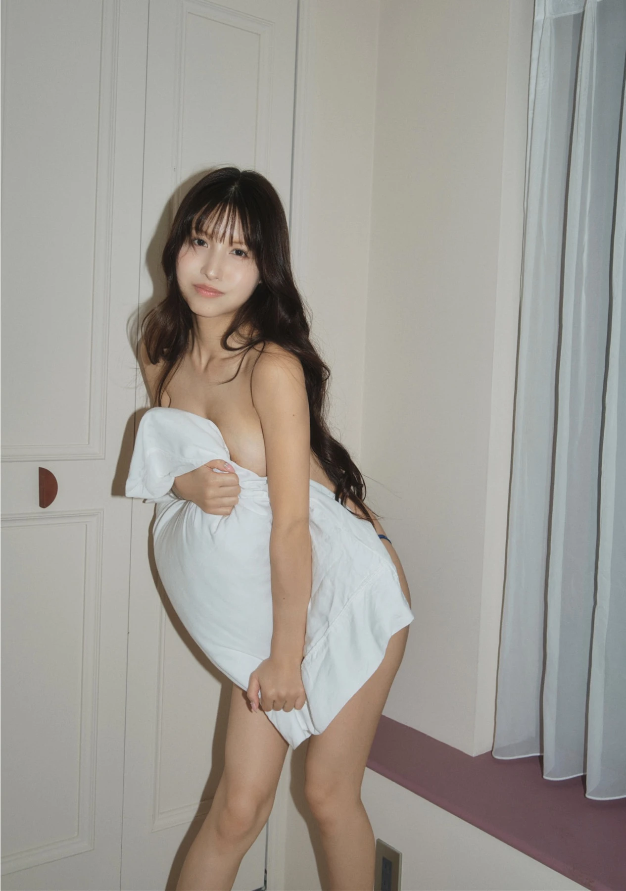 Momo Sakura 桜空もも, 写真集 「Trance Retinal とられち」 Set.02