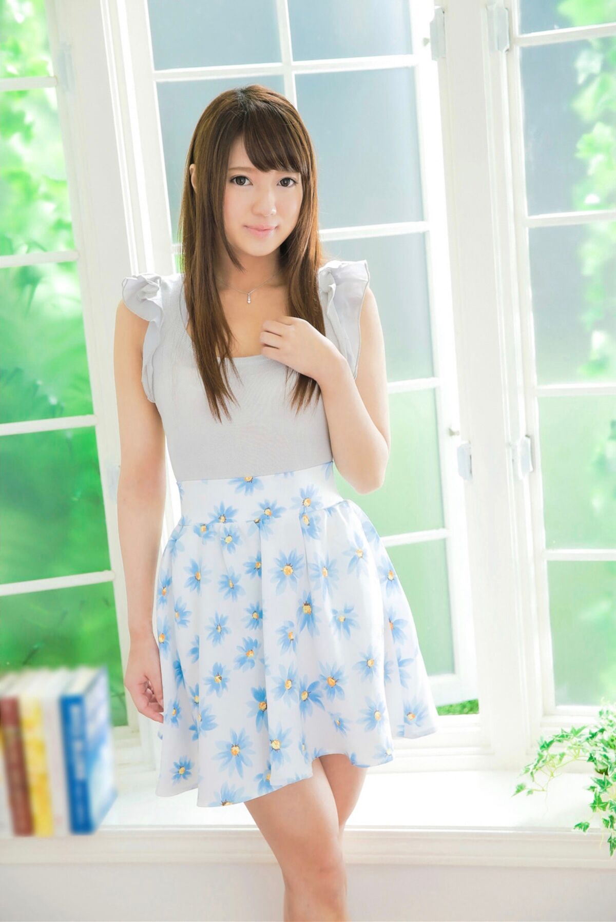 Remu Ryomori 涼森れむ And Nao Wakana 若菜奈央 And 8 Others Part05