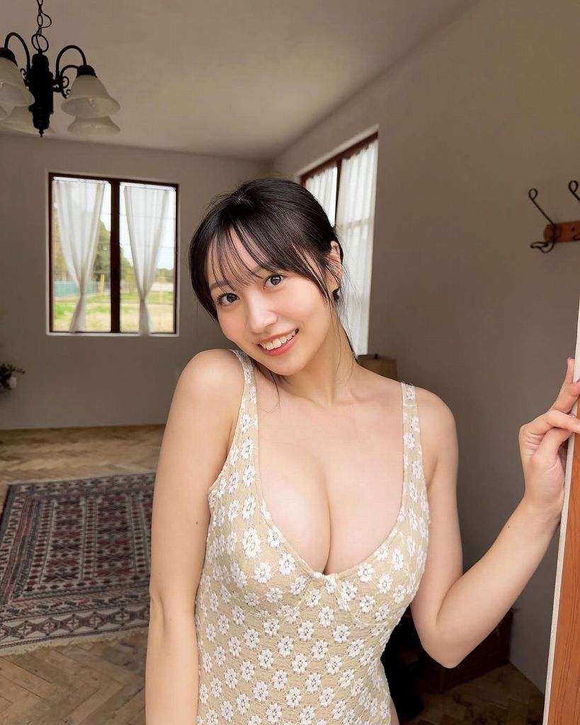 溝端葵 激かわボインな水着グラビア画像ほか！