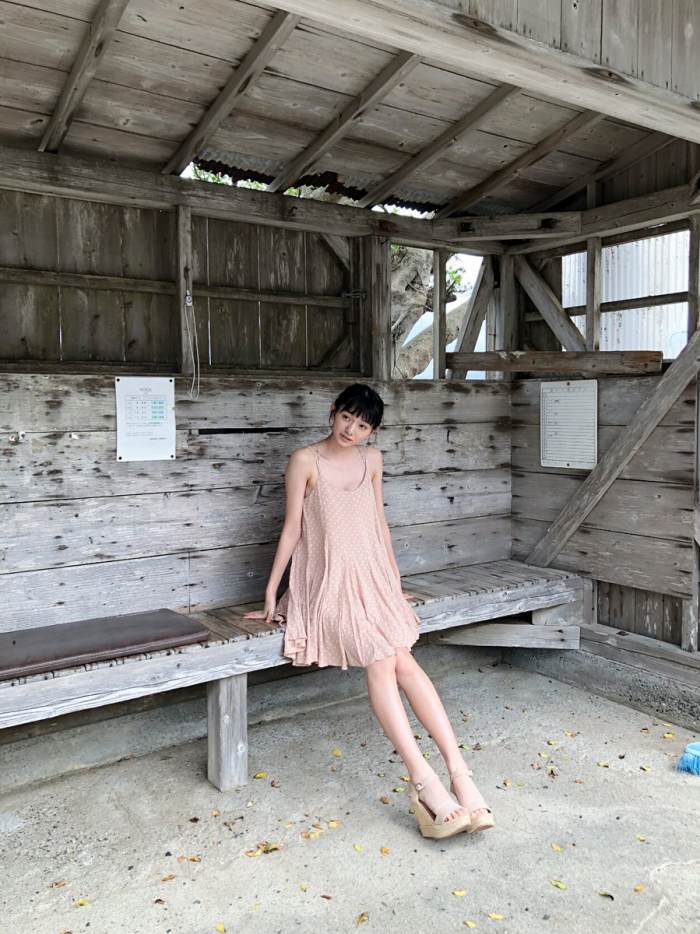 熊澤風花 キュートな水着グラビア画像ほか