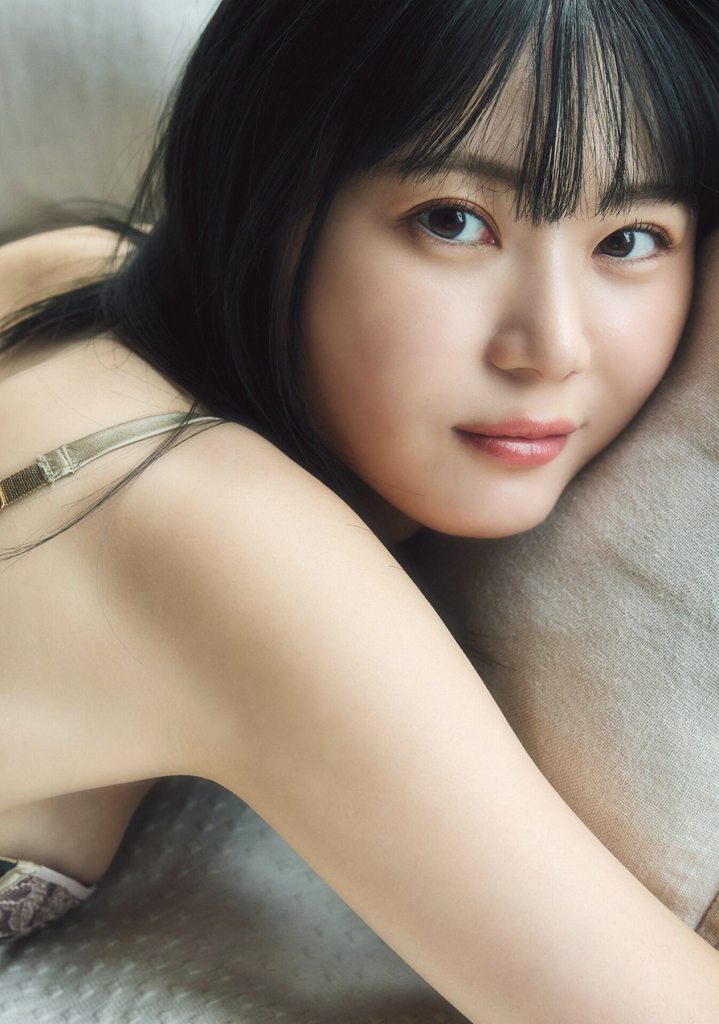 いけちゃん 細身でEカップの水着グラビア画像！