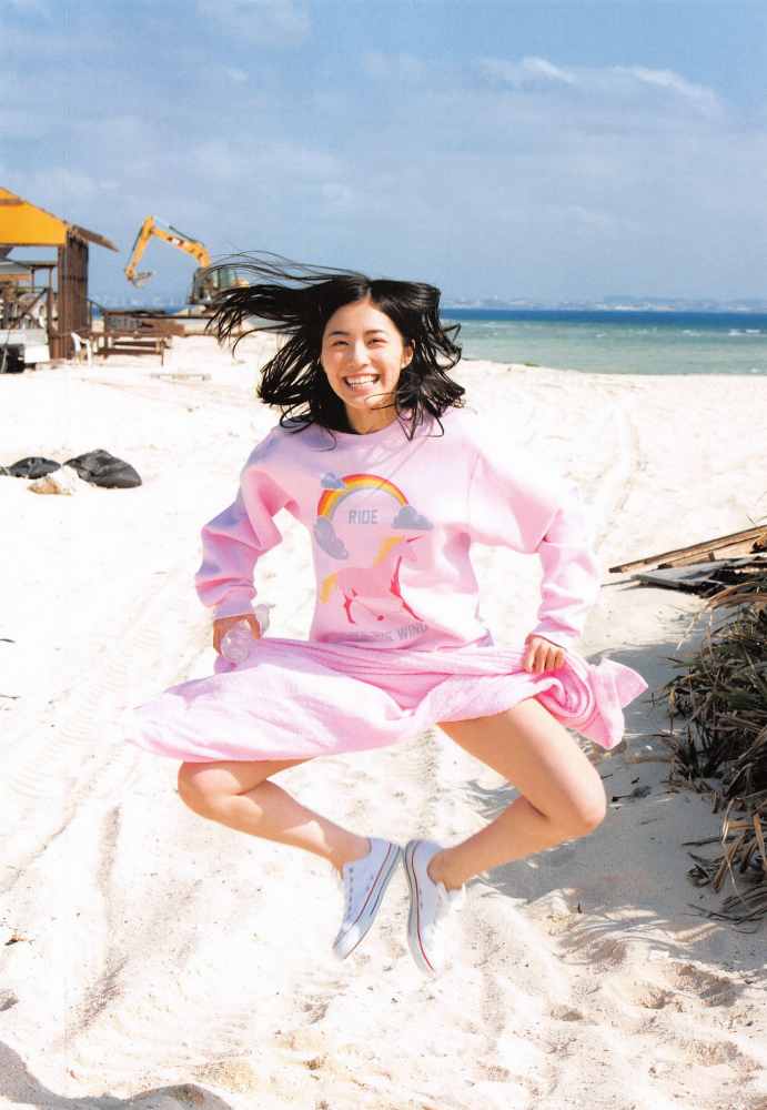 松井珠理奈 水着＆セミヌードグラビア画像！