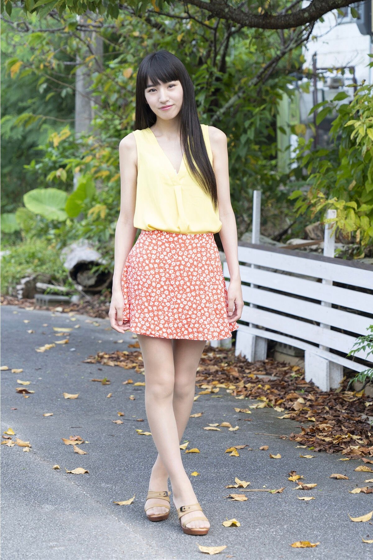 Mai Yasuda 保田真愛 - Bizarre Beautiful Butt 猟奇的な美尻 Part01