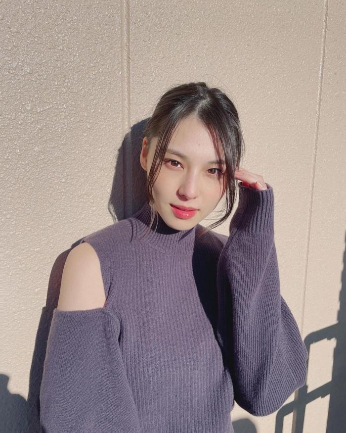 相楽伊織 けっこうボインな水着グラビア画像！