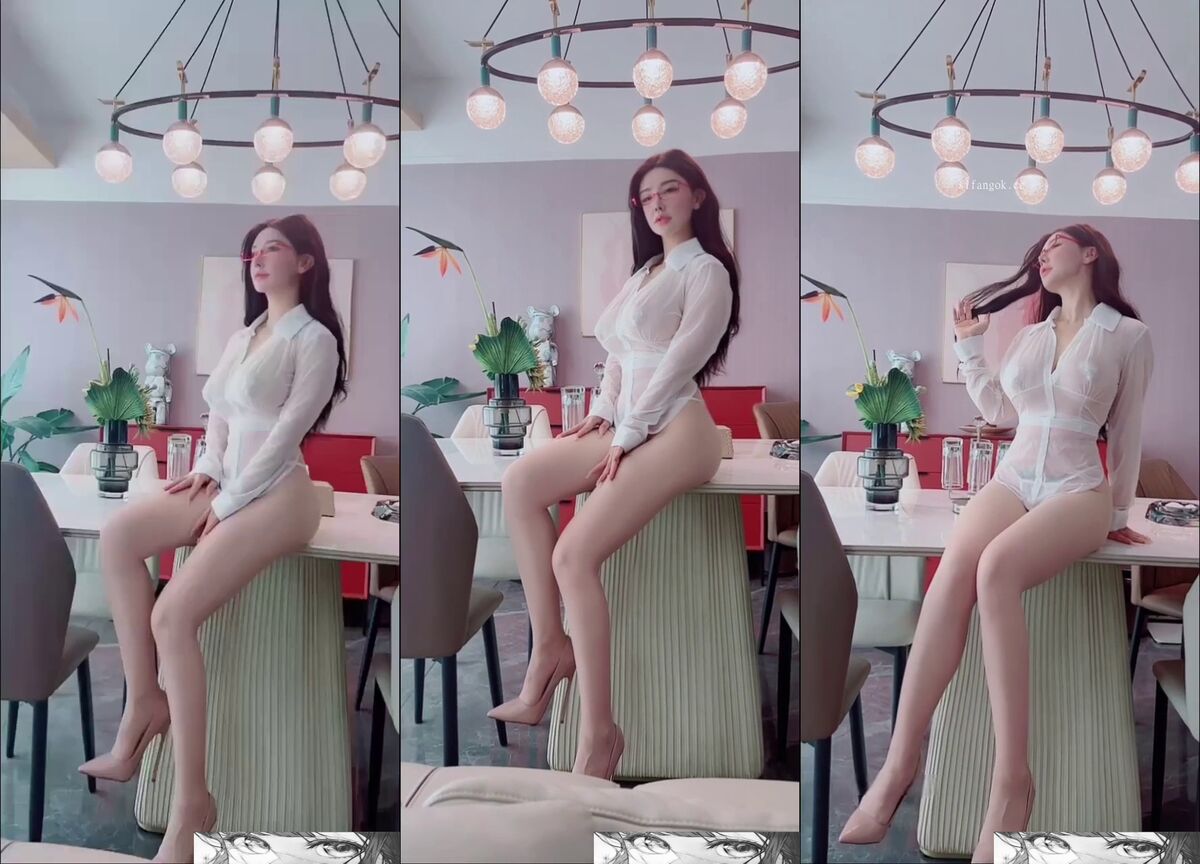 XR Uncensored Pan Si Qin 潘思沁 - 温婉恋人白玫瑰