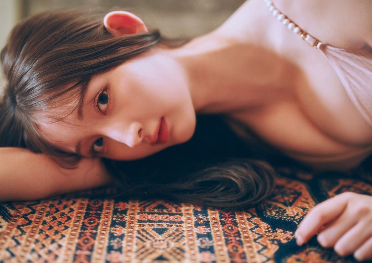 Cecile Nana 菜那セシル - BUBKAデジタル写真集 冬のヒロイン