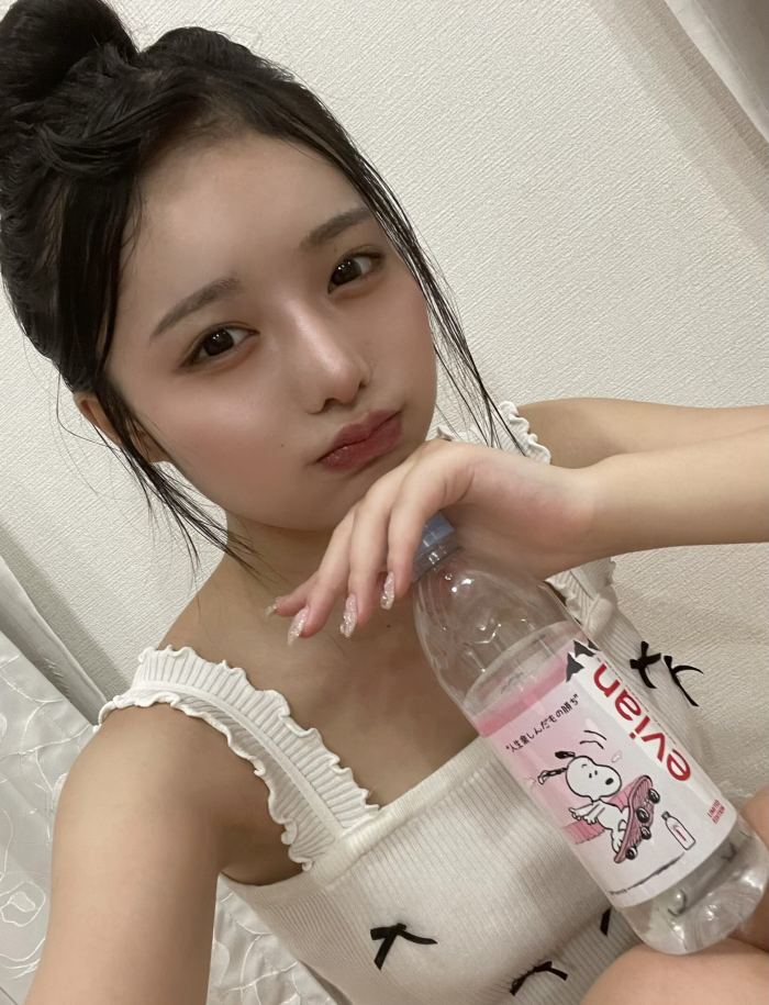 高鶴桃羽 激かわボインな水着グラビア画像！