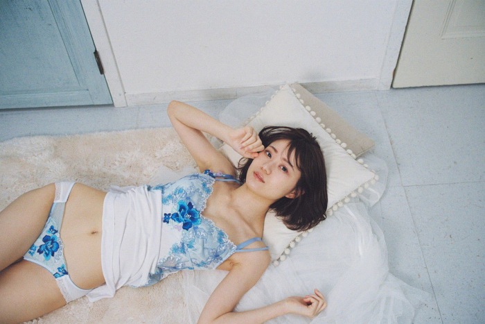 いけちゃん 細身でEカップの水着グラビア画像！