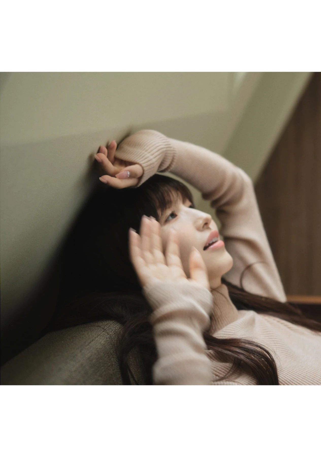 Momo Sakura 桜空もも, 写真集 「Trance Retinal とられち」 Set.01