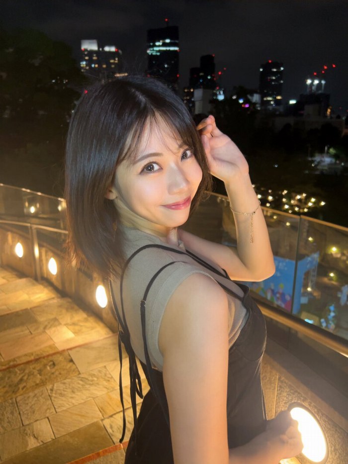 鈴木ふみ奈 Iカップの水着グラビア画像ほか！