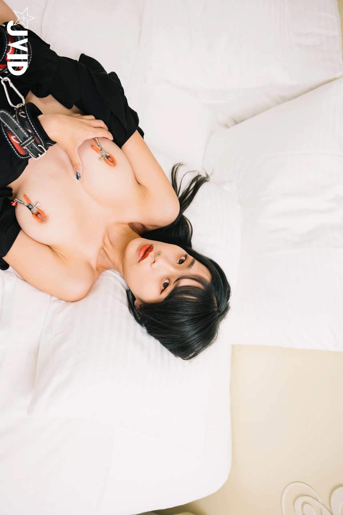 JVID 韓芳語 – DesireVol.極正大奶大學新鮮人芳語.下班後的情色指導