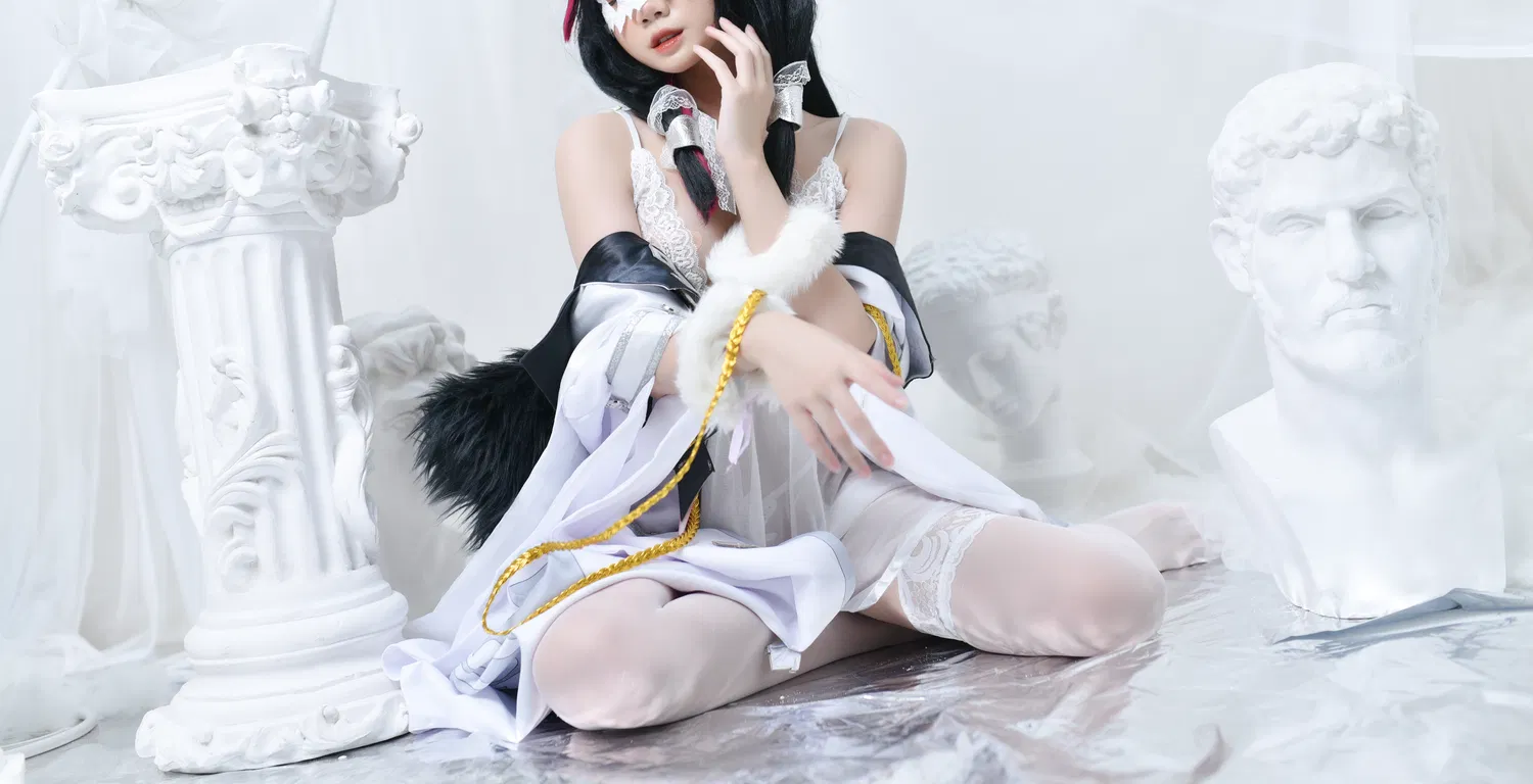 [Cosplay] PoppaChan - 原神 哥伦比娅·希珀塞莱尼娅
