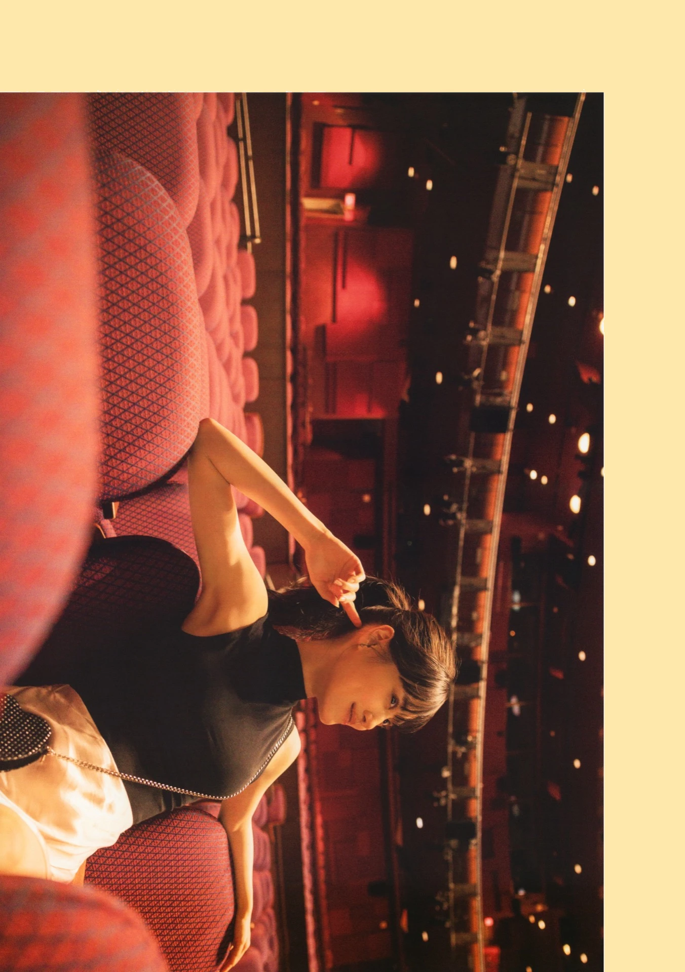 Mizuki Yamashita 山下美月, 2nd写真集 「ヒロイン」 Set.04