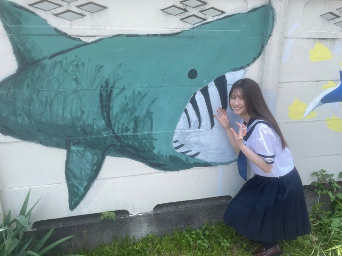 菅原咲月 すべすべ美脚の激かわグラビア画像！