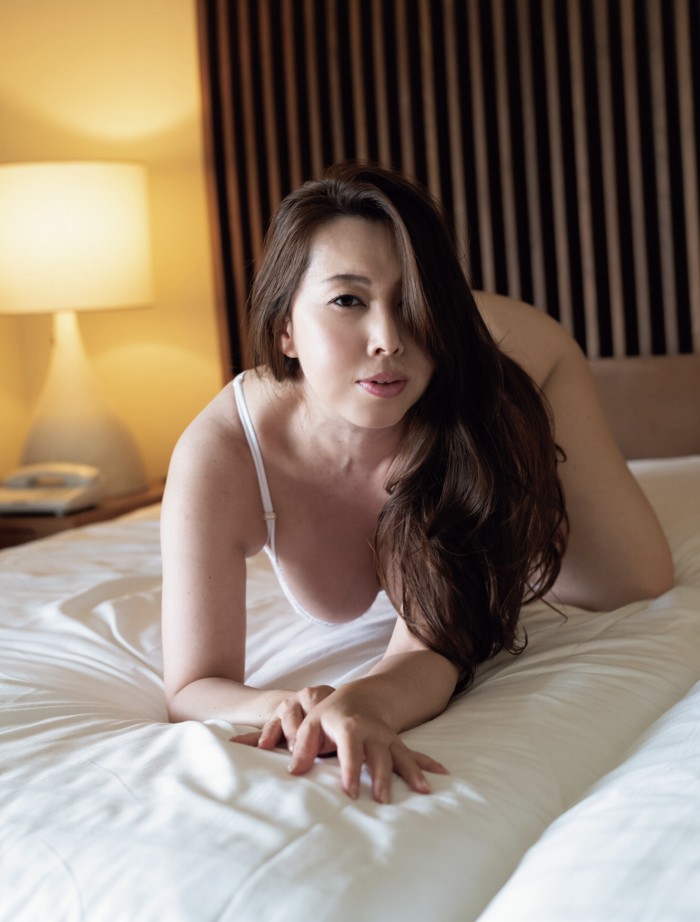 風間ゆみ Gカップのムッチリ熟女ヌード画像！