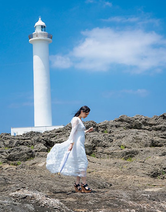 あまつまりな 脱ぎすぎ水着＆下着グラビア画像！