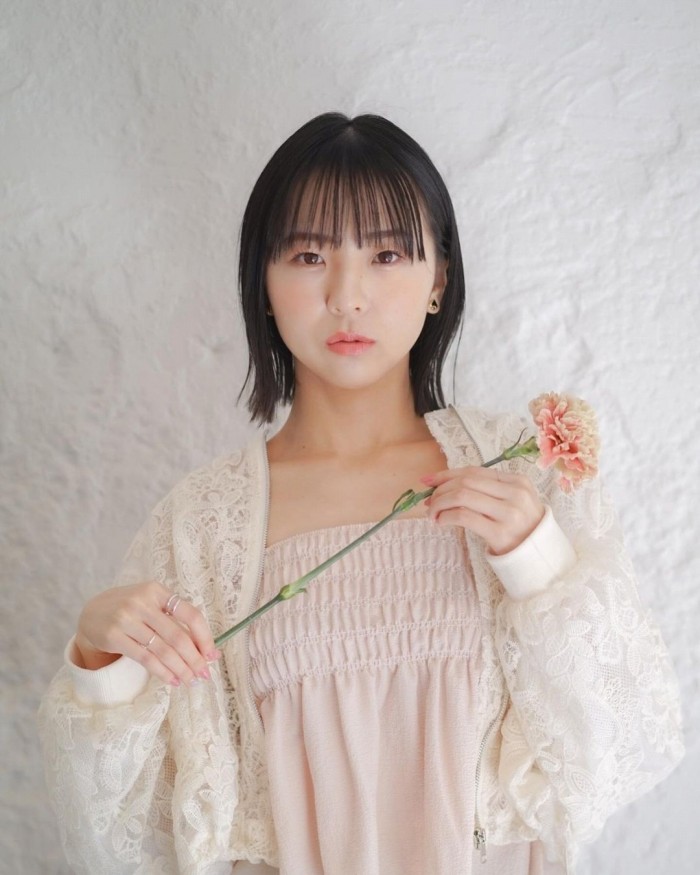 鍛治島彩 キュートな水着グラビアほか画像！